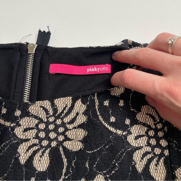 PINKYOTTO babydoll long sleeved lace dress - Picture 2 of 9